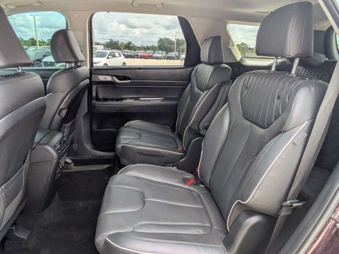 Used 2023 Hyundai Palisade Limited FWD image 19