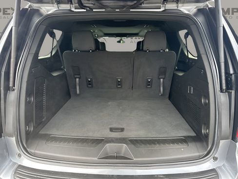 Used 2022 Chevrolet Suburban LT image 31