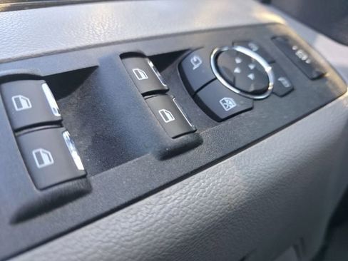 Used 2017 Ford F250 XLT w/ XLT Premium Package image 15