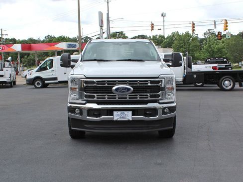 Used 2025 Ford F350 XLT AWD/4WD image 9