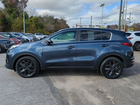 Certified 2022 Kia Sportage LX w/ LX FWD Value Edition Package image 8