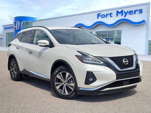 Used 2024 Nissan Murano SV AWD/4WD image 1