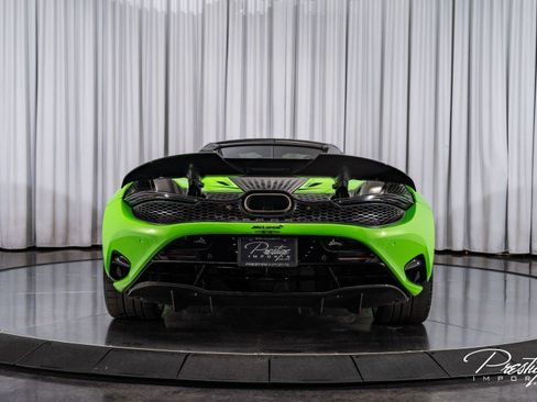 Used 2025 McLaren 750S Spider image 36