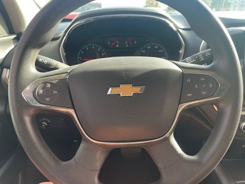 Used 2019 Chevrolet Traverse LS image 13