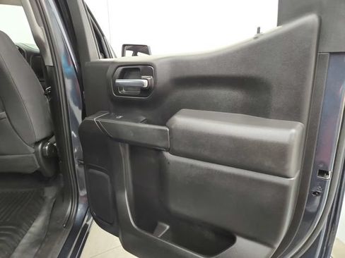 Used 2021 Chevrolet Silverado 1500 LT AWD/4WD image 42