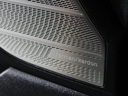 Used 2023 Hyundai Palisade Calligraphy image 24