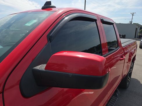 Used 2017 Chevrolet Silverado 1500 LT w/ LPO, Black Pack AWD/4WD image 11