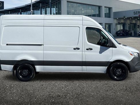 New 2026 Mercedes-Benz Sprinter 2500 image 3