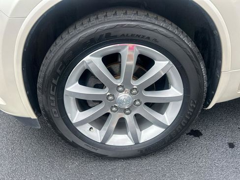 Used 2014 Buick Enclave Premium w/ LPO, Cargo Convenience Pkg FWD image 9
