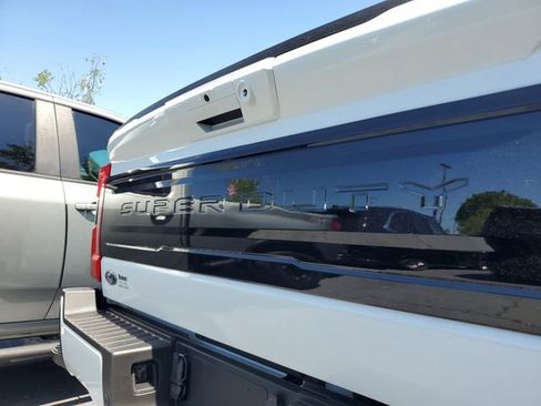 Used 2026 Ford F250 Platinum AWD/4WD image 7