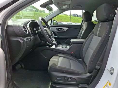 Used 2024 Chevrolet Blazer LT AWD/4WD image 13