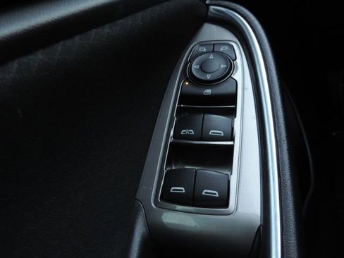 Used 2022 Chevrolet Malibu LT image 25