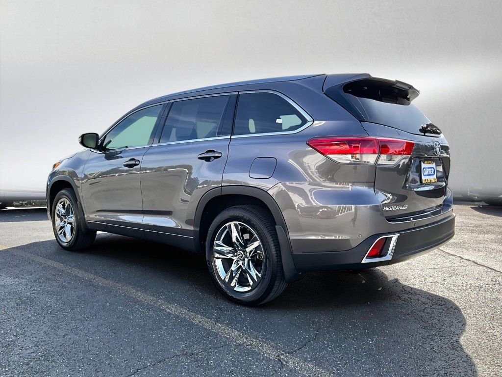 Used 2019 Toyota Highlander Limited Platinum AWD/4WD image 5