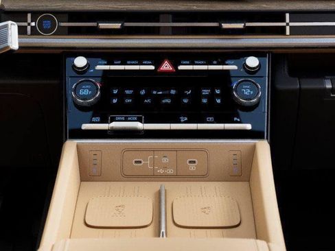 New 2027 Hyundai Santa Fe Limited FWD image 16