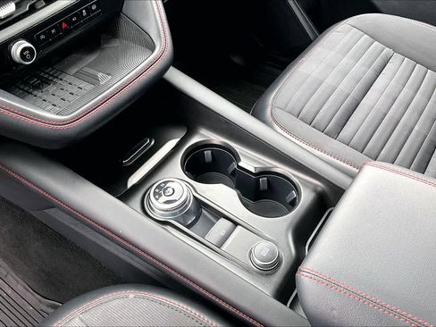 Used 2025 Ford Explorer ST-Line w/ Premium Package image 16