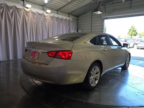 Used 2014 Chevrolet Impala LT FWD image 3