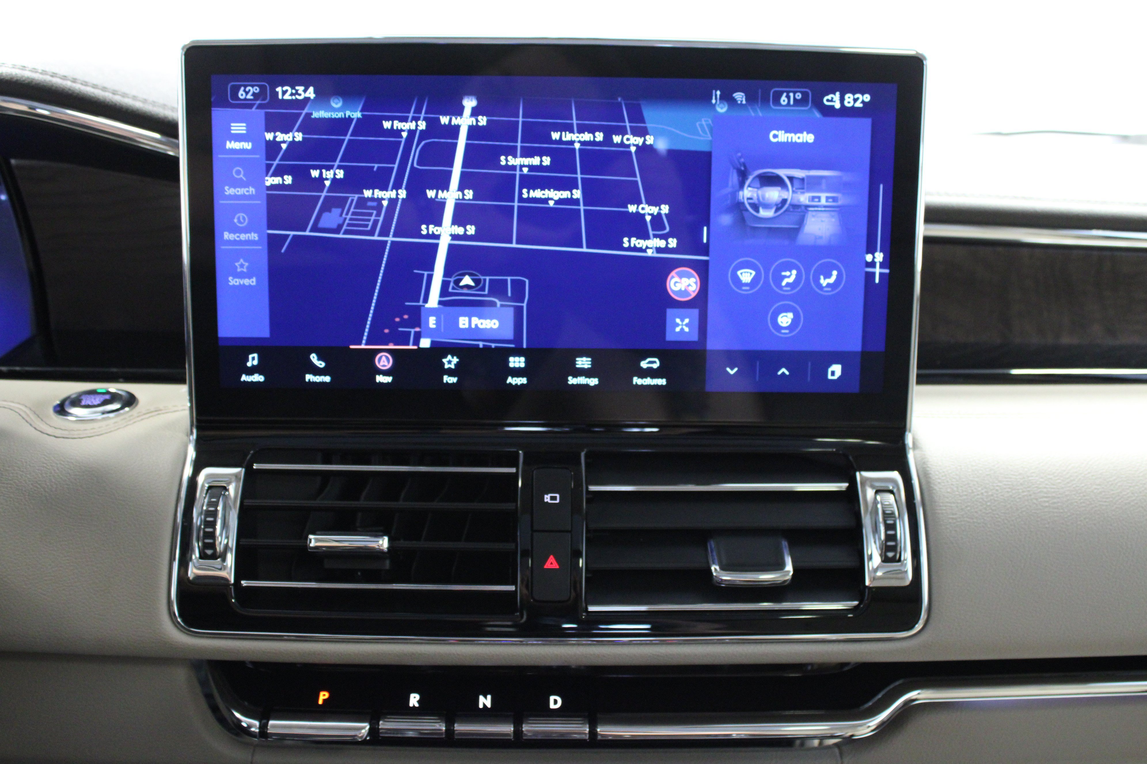 Used 2024 Lincoln Navigator L Reserve AWD/4WD image 23