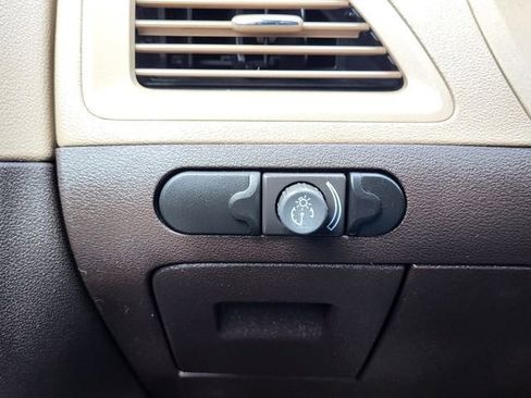 Used 2010 Chevrolet Malibu LT w/ Power Convenience Package image 21