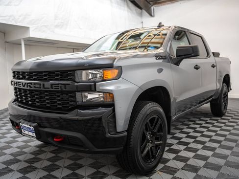 Used 2021 Chevrolet Silverado 1500 Custom Trail Boss w/ Safety Confidence Package AWD/4WD image 3