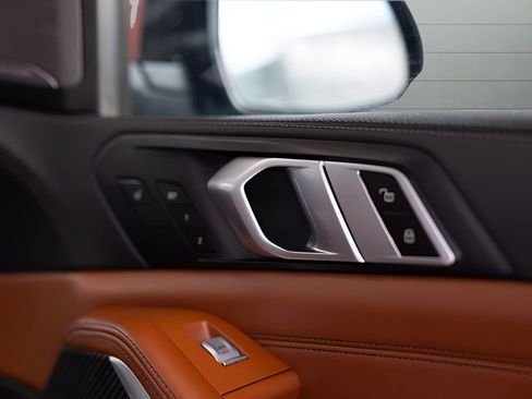 Used 2024 BMW X7 M60i w/ Executive Package AWD/4WD image 79