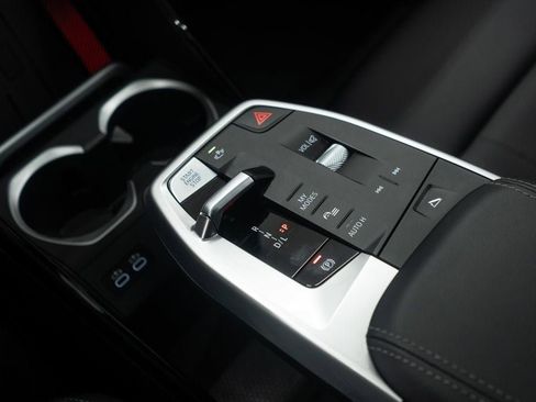 Used 2025 BMW X2 xDrive28i image 17