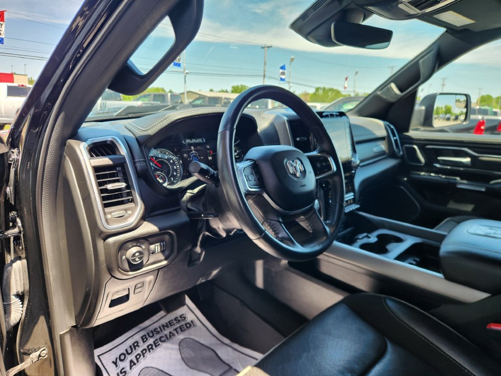 Used 2023 RAM 1500 Laramie AWD/4WD image 24