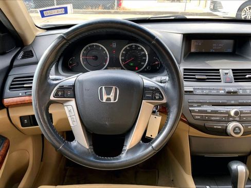 Used 2011 Honda Accord EX-L image 5