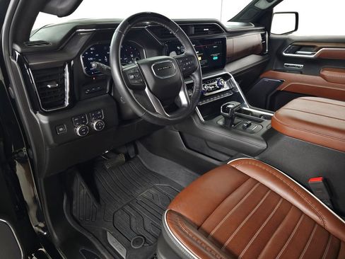 Used 2024 GMC Sierra 1500 Denali Ultimate AWD/4WD image 18