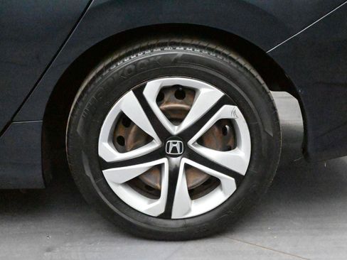 Used 2018 Honda Civic LX image 11