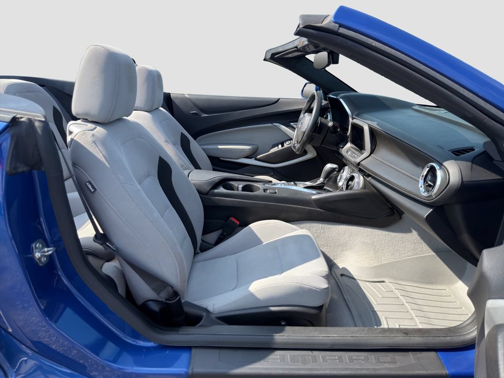 Used 2023 Chevrolet Camaro SS RWD image 32