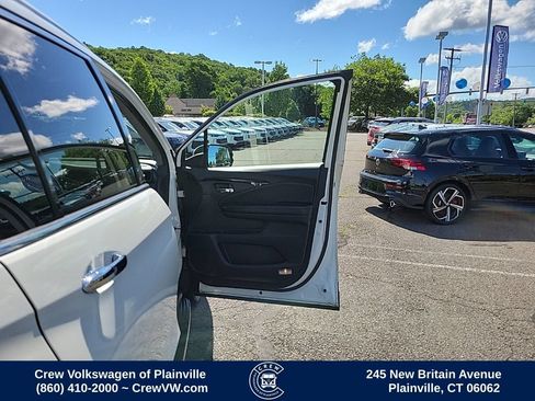 Used 2018 Honda Pilot Touring image 41