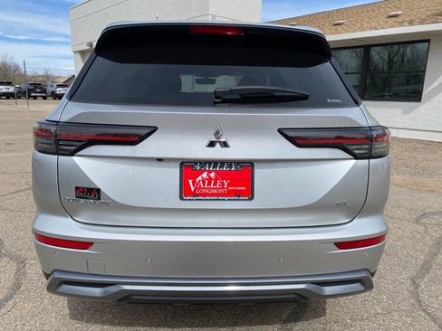New 2026 Mitsubishi Outlander SE AWD/4WD image 5