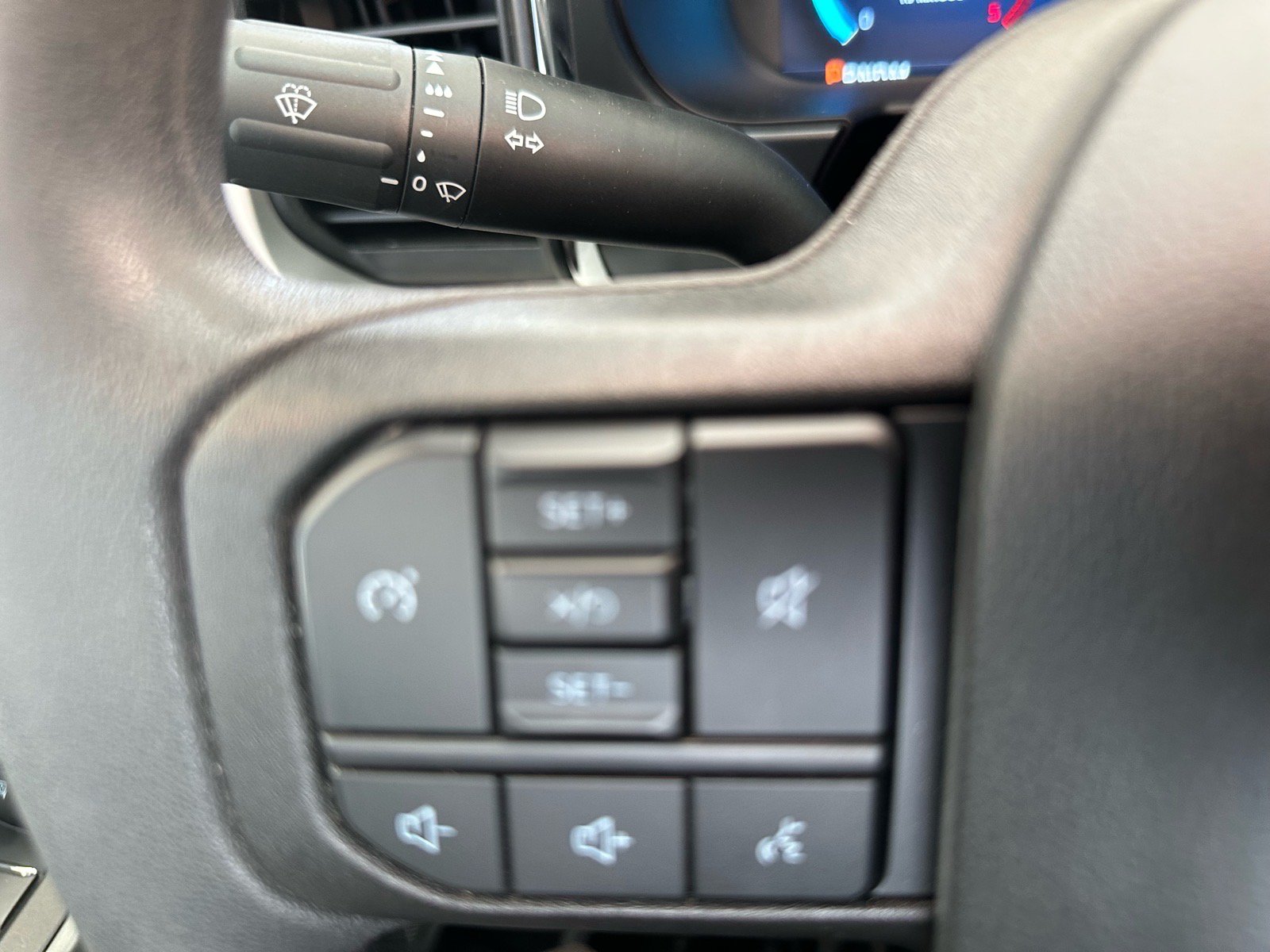 Used 2023 Ford F250 XLT w/ XLT Premium Package AWD/4WD image 41