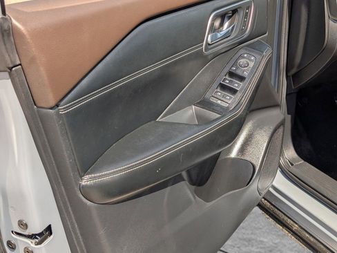 Used 2021 Nissan Rogue Platinum image 15