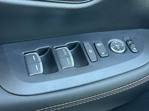 New 2026 Honda HR-V Sport image 12