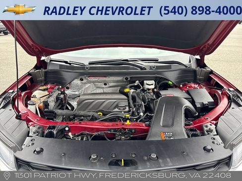 Used 2025 Chevrolet Trax LT FWD image 21