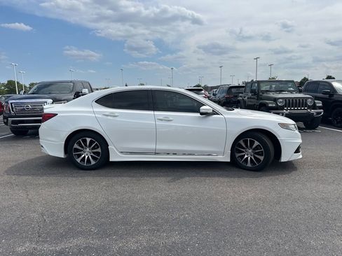 Used 2016 Acura TLX FWD image 11