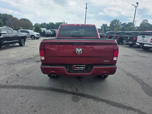 Used 2013 RAM 1500 Express RWD image 3