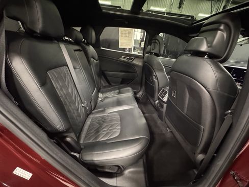 Certified 2023 Kia Sportage X-Pro Prestige image 32