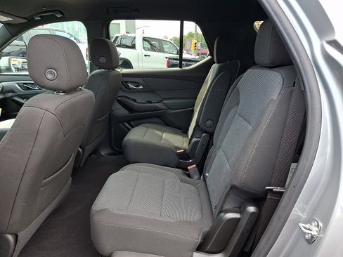 Certified 2023 Chevrolet Traverse LT AWD/4WD image 11