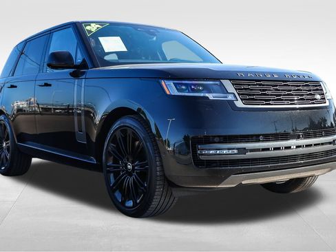 Certified 2024 Land Rover Range Rover SE AWD/4WD image 3