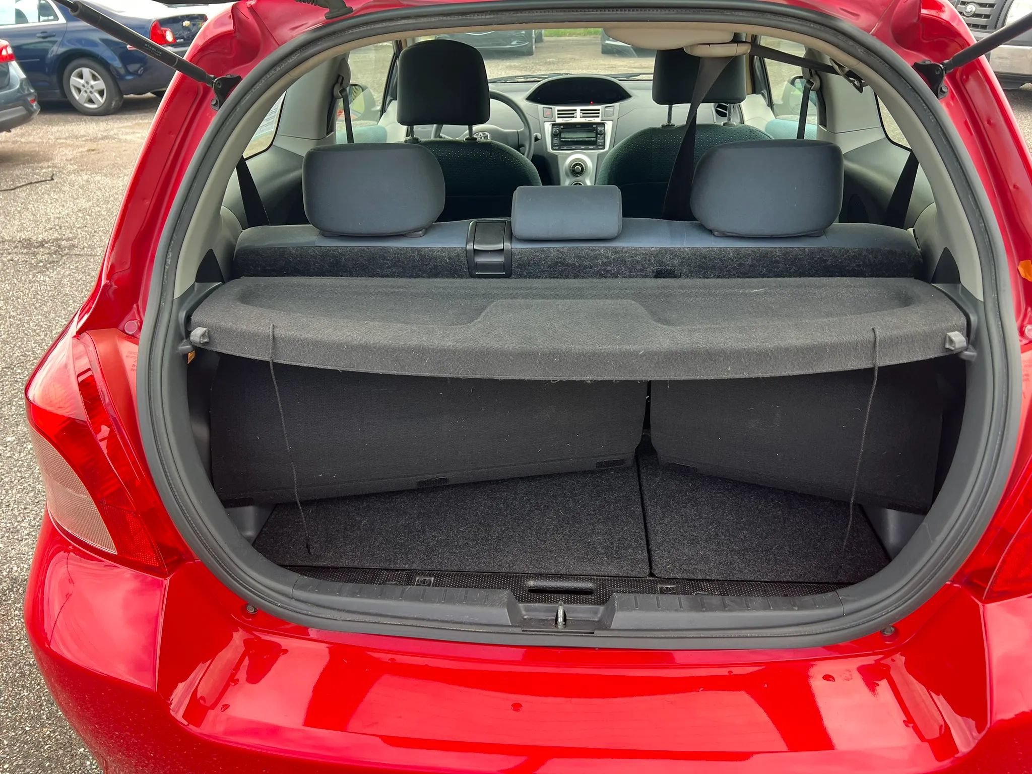 Used 2007 Toyota Yaris 2-Door Hatchback w/ Convenience Pkg FWD image 13