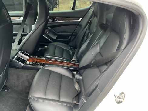 Used 2014 Porsche Panamera AWD/4WD image 24