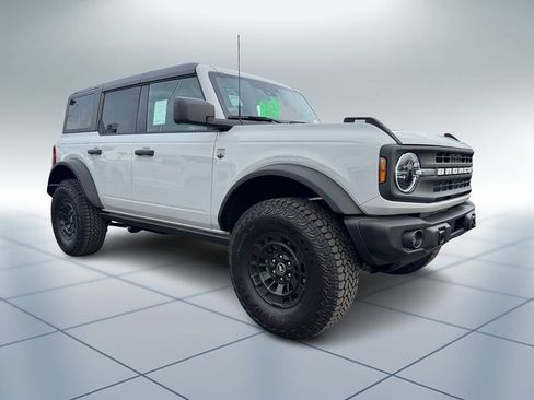 New 2026 Ford Bronco Big Bend w/ Black Diamond Package AWD/4WD image 2