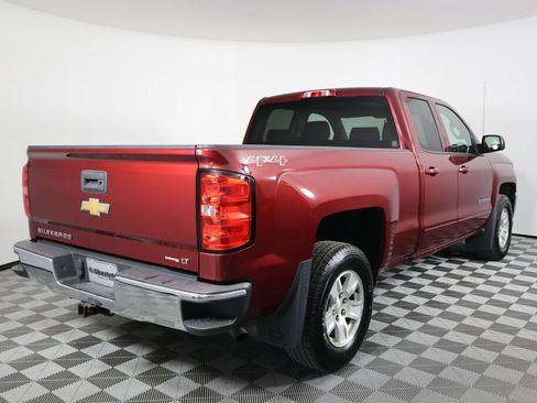 Used 2017 Chevrolet Silverado 1500 LT w/ All Star Edition AWD/4WD image 2