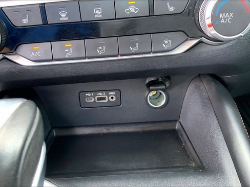 Used 2022 Nissan Altima 2.5 SR w/ Midnight Edition Package FWD image 32