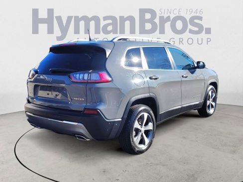 Used 2021 Jeep Cherokee Limited w/ Elite Package image 3