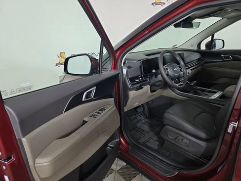 New 2026 Kia Carnival image 18