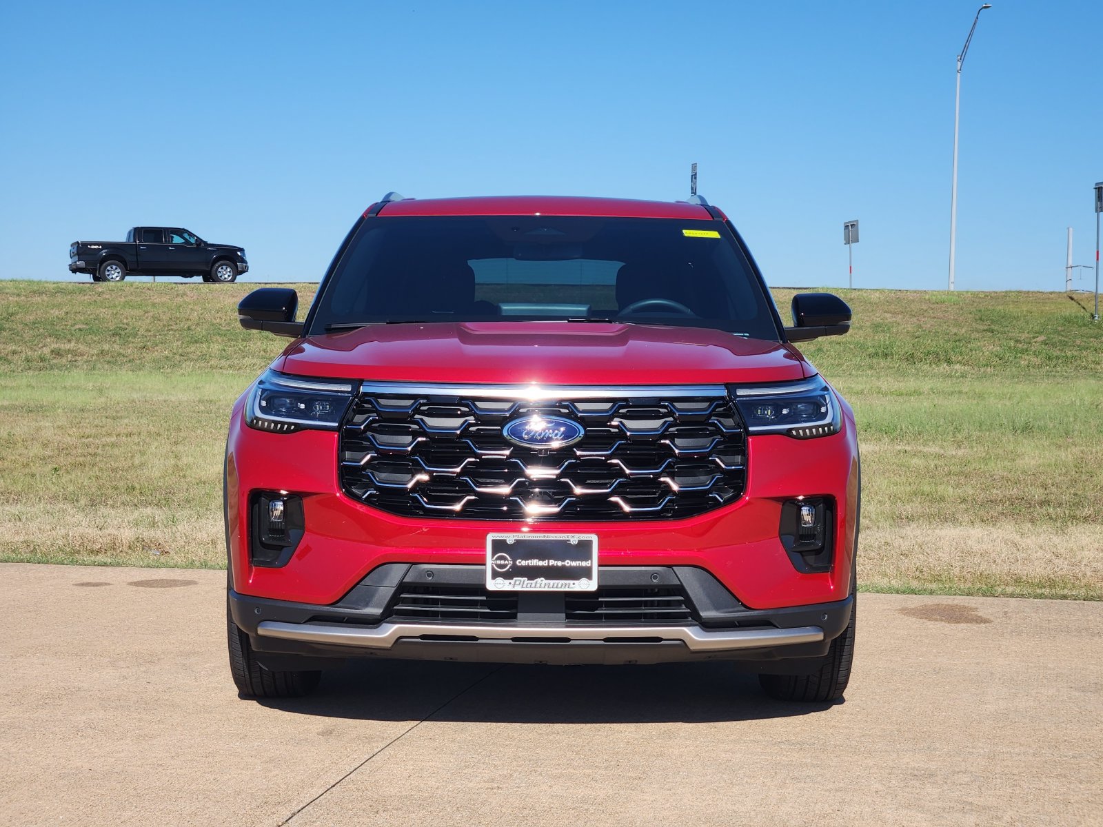 Used 2026 Ford Explorer Platinum RWD image 6