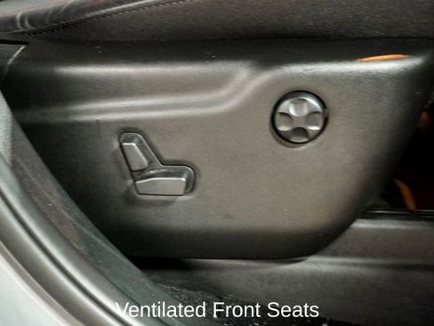 Used 2025 Dodge Durango R/T image 16